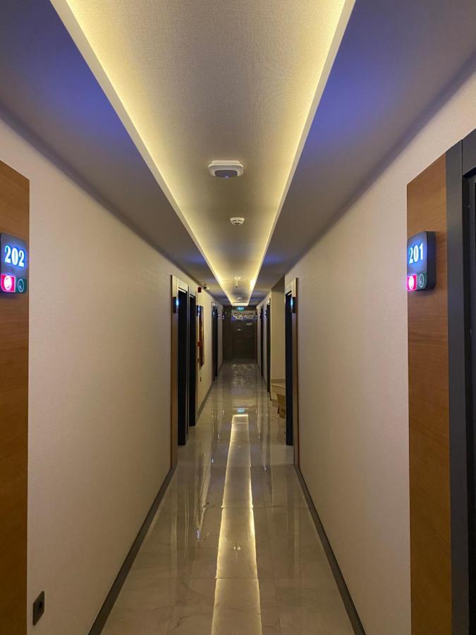 Miyas Luxury Hotel كمر المظهر الخارجي الصورة