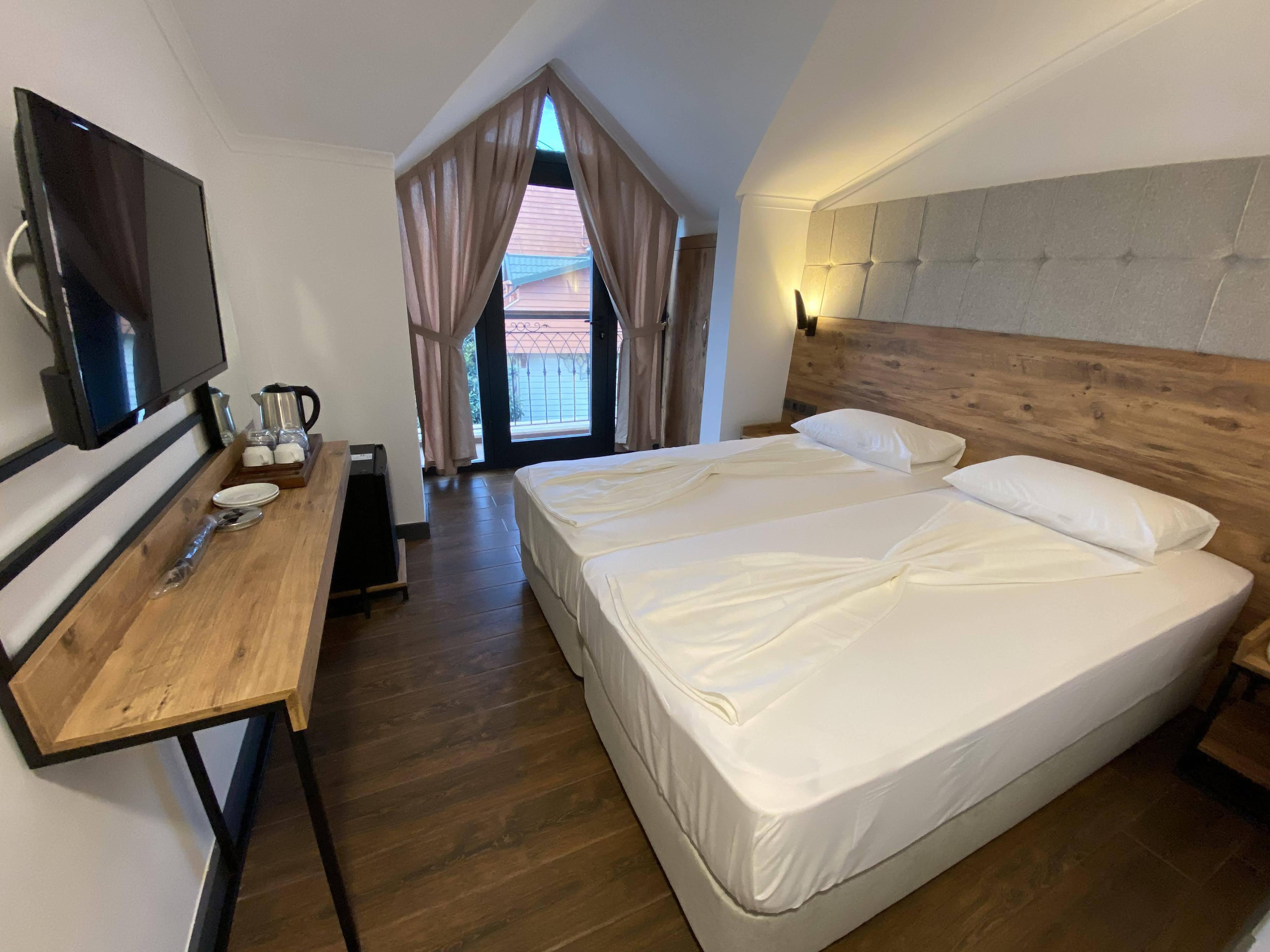Miyas Luxury Hotel كمر المظهر الخارجي الصورة