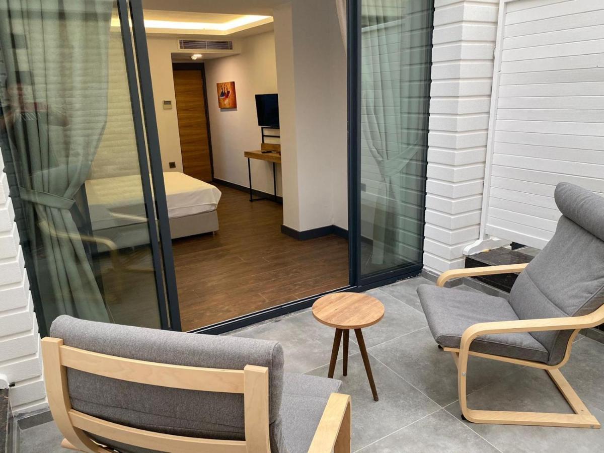 Miyas Luxury Hotel كمر المظهر الخارجي الصورة