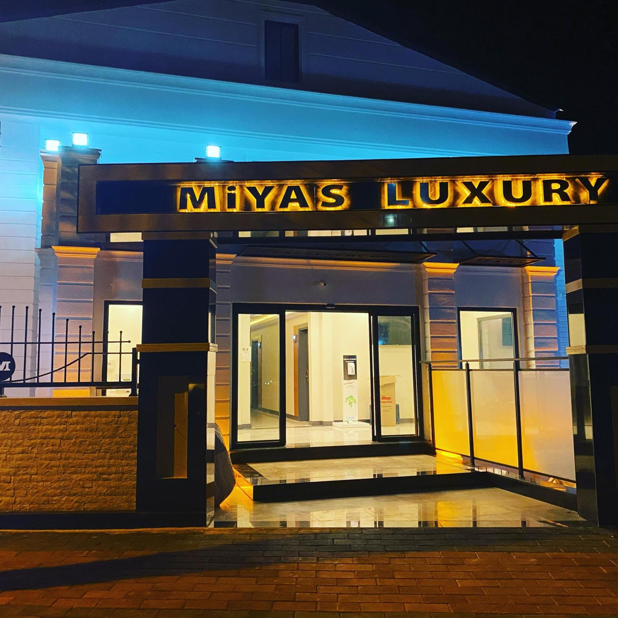 Miyas Luxury Hotel كمر المظهر الخارجي الصورة